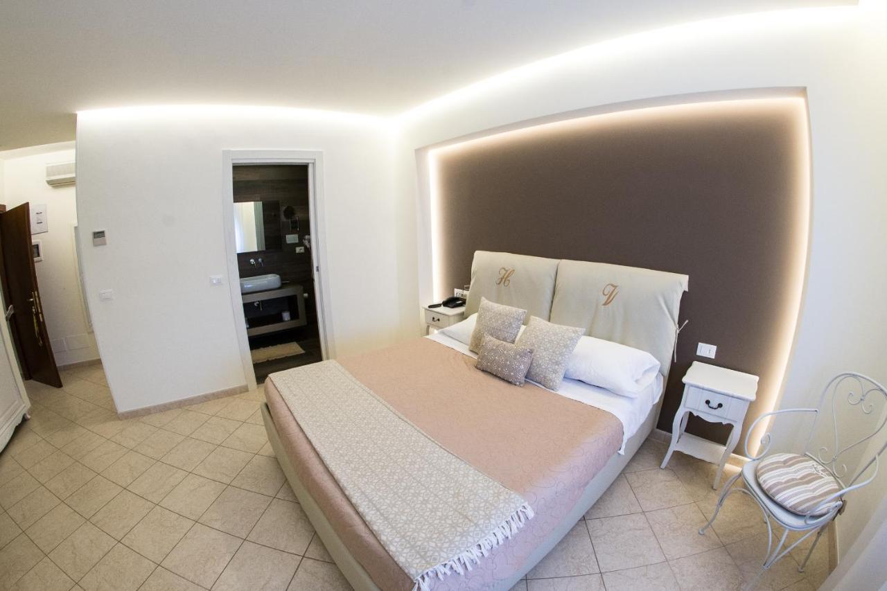 Hotel Victoria Торе Санта Сабина Екстериор снимка
